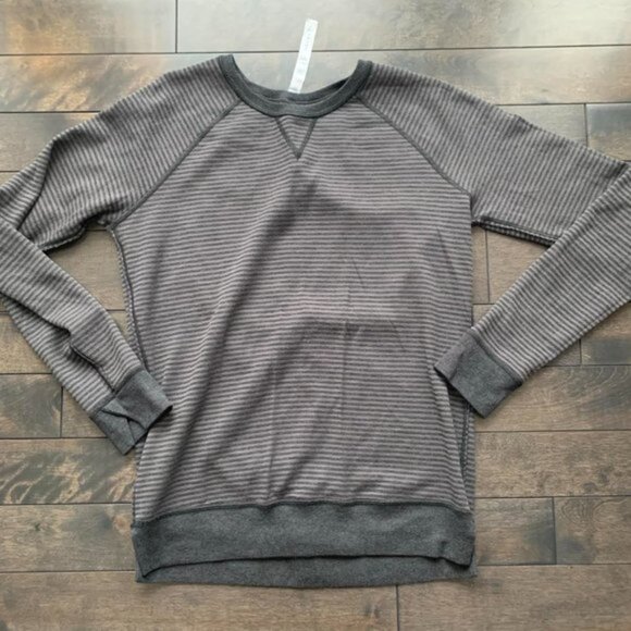 Lululemon Open Your Heart Reversible Long Sleeve Top - Picture 5 of 7